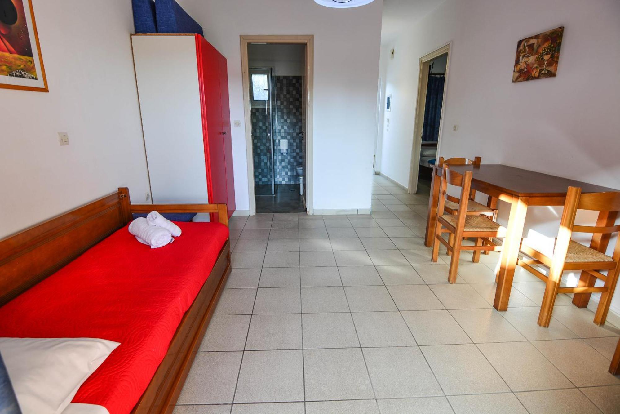 Epavlis Apartments Porto Heli Exterior photo